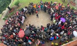 ജെഎന്യു സമരത്തിന് ഐക്യദാര്ഢ്യം; ക്ലാസ് ബഹിഷ്കരിച്ച് സെന്റ് സ്റ്റീഫന്സ് കോളജിലെ വിദ്യാര്ഥികളും ജെഎന്യു സമരത്തിന് ഐക്യദാര്ഢ്യം; ക്ലാസ് ബഹിഷ്കരിച്ച് സെന്റ് സ്റ്റീഫന്സ് കോളജിലെ വിദ്യാര്ഥികളും