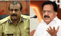 ആഭ്യന്തര മന്ത്രിയായത് താക്കോല്‍ദാന ശസ്ത്രക്രിയയിലൂടെ; ചെന്നിത്തലയ്‌ക്കെതിരേ സെന്‍കുമാര്‍