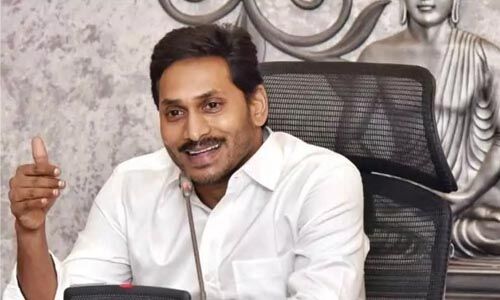 അനധികൃത സ്വത്ത് കേസ്: ജഗന്മോഹന് റെഡ്ഡി സിബിഐ കോടതിയില് ഹാജരായി അനധികൃത സ്വത്ത് കേസ്: ജഗന്മോഹന് റെഡ്ഡി സിബിഐ കോടതിയില് ഹാജരായി