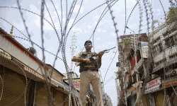 ജമ്മു കശ്മീരിലെ എല്ലാ നിയന്ത്രണവും നീക്കണം: സിപിഎം