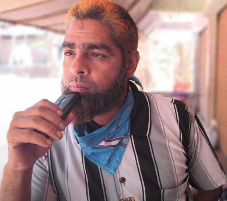 പോപുലര് ഫ്രണ്ട് പ്രവര്ത്തകന് ഹൃദയാഘാതം മൂലം മരിച്ചു പോപുലര് ഫ്രണ്ട് പ്രവര്ത്തകന് ഹൃദയാഘാതം മൂലം മരിച്ചു