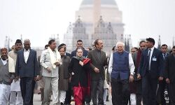 പൗരത്വ നിയമ ഭേദഗതിക്കെതിരെ സംയുക്ത പ്രക്ഷോഭം: പ്രതിപക്ഷ പാര്‍ട്ടികളുടെ യോഗം ഇന്ന്; മമതയും മായാവതിയും പങ്കെടുക്കില്ല