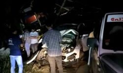 കുറ്റിപ്പുറത്ത് കാറും ചരക്കുലോറിയും കൂട്ടിയിടിച്ച് കാര്‍ യാത്രികരായ രണ്ടു പേര്‍ മരിച്ചു; ആറു പേര്‍ക്ക് പരിക്ക്