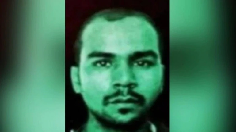 നിര്ഭയ കേസ്: മരണവാറന്റിനെതിരേ ഹൈക്കോടതിയില് ഹര്ജി; പുതിയ നീക്കവുമായി പ്രതി, വിധി ഇന്നറിയാം നിര്ഭയ കേസ്: മരണവാറന്റിനെതിരേ ഹൈക്കോടതിയില് ഹര്ജി; പുതിയ നീക്കവുമായി പ്രതി, വിധി ഇന്നറിയാം