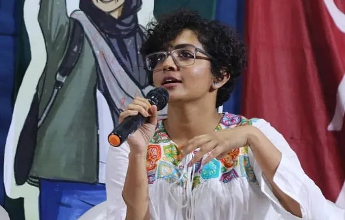 താന്‍ അഭിനയിച്ച ചില സിനിമകളിലെ ഇസ്‌ലാമോഫോബിയ തിരിച്ചറിയുന്നു; അതില്‍ ഖേദിക്കുന്നുവെന്നും നടി പാര്‍വ്വതി തിരുവോത്ത്