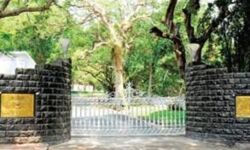 രാജ്ഭവനിൽ ജോലിക്കുപോയ ജീവനക്കാരനെ കാണാനില്ലെന്ന് പരാതി രാജ്ഭവനിൽ ജോലിക്കുപോയ ജീവനക്കാരനെ കാണാനില്ലെന്ന് പരാതി