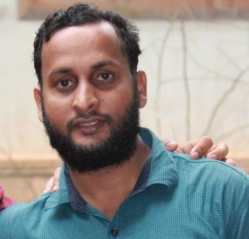 എടവണ്ണയില്‍ വാഹനാപകടം പള്ളി ഇമാം മരണപ്പെട്ടു.