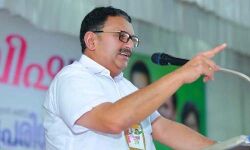 ലജ്ജയുണ്ടെങ്കില്‍ ഗവര്‍ണര്‍ രാജിവയ്ക്കണമെന്ന് കെ മുരളീധരന്‍ എംപി