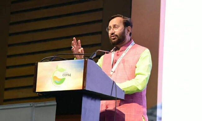 ഭാരത് മാതാ കി ജയ് ആണോ ജിന്ന വാലി ആസാദിയാണോ വേണ്ടതെന്ന് കേന്ദ്രമന്ത്രി ഭാരത് മാതാ കി ജയ് ആണോ ജിന്ന വാലി ആസാദിയാണോ വേണ്ടതെന്ന് കേന്ദ്രമന്ത്രി