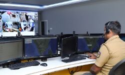 വീട്, സ്ഥാപനം, ഒാഫീസ് ആക്രമിക്കപ്പെട്ടാൽ പോലിസിന് കാണാം; വെറും ഏഴ് സെക്കന്റിനുള്ളിൽ വീട്, സ്ഥാപനം, ഒാഫീസ് ആക്രമിക്കപ്പെട്ടാൽ പോലിസിന് കാണാം; വെറും ഏഴ് സെക്കന്റിനുള്ളിൽ