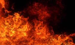 കൊല്ലത്ത് സൂപ്പര്‍ മാര്‍ക്കറ്റ് കത്തിനശിച്ചു; ഒരുകോടിയുടെ നാശനഷ്ടം