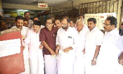 രാഷ്ട്രപതിക്ക് ഒരുകോടി കത്തുകള്‍ അയക്കും: സാദിഖലി ശിഹാബ് തങ്ങള്‍