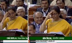 നിര്‍മലാ സീതാരാമന് ദേഹാസ്വാസ്ഥ്യം: ബജറ്റ് പൂര്‍ണമായി അവതരിപ്പിച്ചില്ല