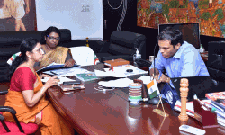 30 സോഷ്യല്‍ കൗണ്‍സിലര്‍മാരടക്കമുള്ള ടീം ഒരുങ്ങി;  കൊറോണ നേരിടാന്‍ ജില്ലാ ഭരണകൂടം സജ്ജമെന്ന് കോഴിക്കോട് ജില്ലാ കലക്ടര്‍