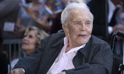 ഹോളിവുഡ് ഇതിഹാസം കിര്‍ക്ക് ഡഗ്ലസ് അന്തരിച്ചു