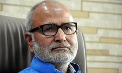 ഉമറിനും മെഹബൂബയ്ക്കും പിന്നാലെ നയീം അക്തറിനെതിരേയും പിഎസ്എ ചുമത്തി