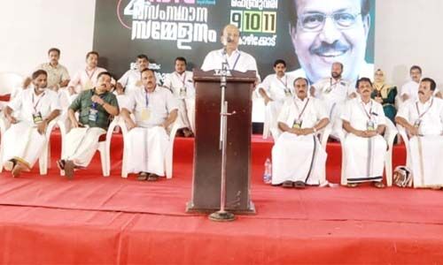 സംസ്ഥാനങ്ങള് എതിരുനിന്നാല് കേന്ദ്രത്തിന് എന്ആര്സി നടപ്പാക്കാന് കഴിയില്ലെന്ന് കുഞ്ഞാലിക്കുട്ടി സംസ്ഥാനങ്ങള് എതിരുനിന്നാല് കേന്ദ്രത്തിന് എന്ആര്സി നടപ്പാക്കാന് കഴിയില്ലെന്ന് കുഞ്ഞാലിക്കുട്ടി