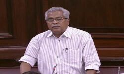 നിര്‍മലാ സീതാരാമന്റെ ബജറ്റ് സമ്പദ്ഘടനയെ ഐസിയുവില്‍നിന്ന് വെന്റിലേറ്ററിലേക്ക് മാറ്റി: ബിനോയ് വിശ്വം