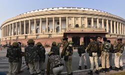 സാമൂഹിക മാധ്യമത്തില്‍ മോദി വിമര്‍ശനം: രാജ്യസഭ ജീവനക്കാരനു 5 വര്‍ഷത്തേക്ക് ശമ്പള വര്‍ധനവില്ല