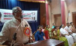 മലയാളസിനിമയ്ക്ക് തനതായ ശൈലി സംഭാവനചെയ്ത നടനാണ് മാള അരവിന്ദന്: വി കെ ശ്രീരാമന് മലയാളസിനിമയ്ക്ക് തനതായ ശൈലി സംഭാവനചെയ്ത നടനാണ് മാള അരവിന്ദന്: വി കെ ശ്രീരാമന്