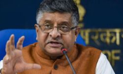 കൊലയാളി പരാമർശം; കേ​ന്ദ്ര​മ​ന്ത്രി ര​വി​ശ​ങ്ക​ർ പ്ര​സാ​ദി​നെ​തി​രെ കോടതി കേ​സെ​ടു​ത്തു