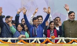 ഡല്‍ഹിയില്‍ ആം ആദ്മി സര്‍ക്കാര്‍ ഇന്ന് അധികാരമേല്‍ക്കും