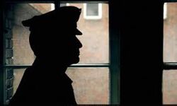 യുപിയില്‍ 20 കാരിയെ പോലിസുകാര്‍ പീഡിപ്പിച്ചു