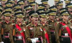 വനിതകളോട് കേന്ദ്രം കാണിക്കുന്നത് ലിംഗവിവേചനവും ഭരണഘടനാ വിരുദ്ധവും; സൈന്യത്തിലെ വനിതകള്‍ക്ക് ഉന്നത പദവി നല്‍കണം: സുപ്രിംകോടതി