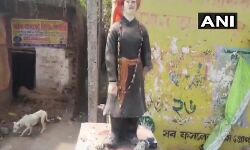 പശ്ചിമ ബംഗാളിലെ മുര്‍ഷിദാബാദില്‍ വിവേകാനന്ദ പ്രതിമ തകര്‍ത്ത നിലയില്‍