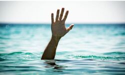 കോതമംഗലത്ത് വള്ളം മുങ്ങി വൈദികന്‍ മരിച്ചു; രണ്ടു പേര്‍ രക്ഷപ്പെട്ടു