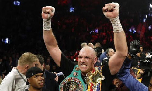 ലോക ഹെവിവെയ്റ്റ് കിരീടം ടൈസണ്‍ ഫ്യൂരിക്ക്