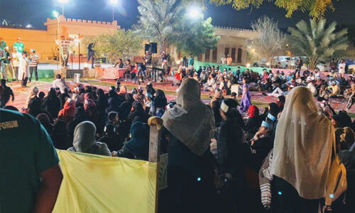 പൗരത്വ നിഷേധത്തിനെതിരെ സോഷ്യല് ഫോറം കാംപയിന്; പ്രവാസികള്ക്ക് വേറിട്ട അനുഭവമായി ആസാദി സ്ക്വയറും ഐക്യദാര്ഢ്യ സമ്മേളനവും പൗരത്വ നിഷേധത്തിനെതിരെ സോഷ്യല് ഫോറം കാംപയിന്; പ്രവാസികള്ക്ക് വേറിട്ട അനുഭവമായി ആസാദി സ്ക്വയറും ഐക്യദാര്ഢ്യ സമ്മേളനവും