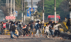 ഡല്‍ഹി: പരിക്കേറ്റവര്‍ക്ക് ചികില്‍സ തടഞ്ഞ് കലാപകാരികള്‍; അര്‍ദ്ധരാത്രി ഹൈക്കോടതിയില്‍ വാദം