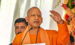 പശുക്കളെ ഉപദ്രവിക്കാനോ കശാപ്പുചെയ്യാനോ ആരെയും അനുവദിക്കില്ലെന്ന് യോഗി ആദിത്യനാഥ് പശുക്കളെ ഉപദ്രവിക്കാനോ കശാപ്പുചെയ്യാനോ ആരെയും അനുവദിക്കില്ലെന്ന് യോഗി ആദിത്യനാഥ്