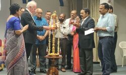 ഊര്‍ജ്ജിത നടപടികളിലൂടെ കൊറോണയെ പ്രതിരോധിക്കാമെന്ന് വിദഗ്ധര്‍