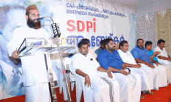 സിപിഎമ്മിന്റെ ചൊല്‍പടിയില്‍ നില്‍ക്കാത്ത പാര്‍ട്ടികളെ തീവ്രവാദ മുദ്രചാര്‍ത്തുന്നു: മൂവാറ്റുപുഴ അഷ്‌റഫ് മൗലവി