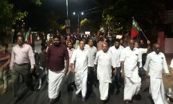 മാധ്യമ വിലക്ക്: കേന്ദ്ര നടപടിക്കെതിരേ എസ് ഡിപിഐ ദേശീയപാത ഉപരോധിച്ചു(വീഡിയോ)