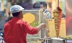 പക്ഷിപ്പനി: കോഴിയിറച്ചി, കുഴിമന്തി, ഷവര്‍മ വില്‍പ്പന നിര്‍ത്താന്‍ നിര്‍ദേശം നല്‍കി  ഫറോക്ക് നഗരസഭ