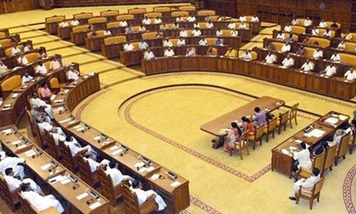 കൊവിഡ് 19 മുന്കരുതല്; നിയമസഭാസമ്മേളനം വെട്ടിച്ചുരുക്കുന്നു കൊവിഡ് 19 മുന്കരുതല്; നിയമസഭാസമ്മേളനം വെട്ടിച്ചുരുക്കുന്നു