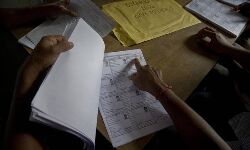 അസമിലെ പൗരത്വ പട്ടികയില്‍ നിന്നു പുറന്തള്ളപ്പെട്ട പതിനായിരങ്ങള്‍ ഭീതിയില്‍