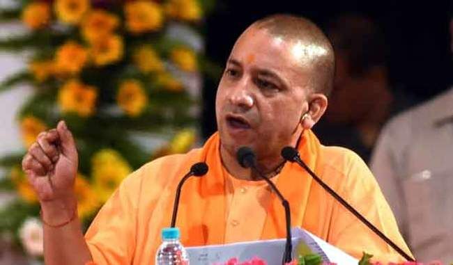 യോഗി ആദിത്യനാഥിനെ തീവ്രവാദി എന്ന് വിളിച്ച അഭിഭാഷകന് അറസ്റ്റില് യോഗി ആദിത്യനാഥിനെ തീവ്രവാദി എന്ന് വിളിച്ച അഭിഭാഷകന് അറസ്റ്റില്