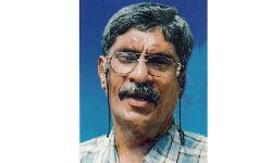 മാതൃഭൂമി മുന്‍ അസിസ്റ്റന്റ് എഡിറ്റര്‍ വി ആര്‍ ഗോവിന്ദനുണ്ണി അന്തരിച്ചു