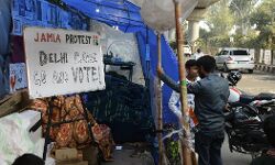 കൊറോണ: ജാമിഅയിലെ പൗരത്വ പ്രക്ഷോഭം  താല്‍ക്കാലികമായി നിര്‍ത്തി