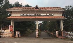 കളമശ്ശേരി മെഡിക്കല്‍ കോളജ് ഇനി മുതല്‍ കൊവിഡ് ചികില്‍സാ കേന്ദ്രം
