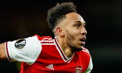 സമ്മര്‍ ട്രാന്‍സ്ഫര്‍; ആഴ്‌സണല്‍ സൂപ്പര്‍ താരത്തെ നോട്ടമിട്ട് യുനൈറ്റഡും പിഎസ്ജിയും