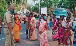 രണ്ട് ലോറികളിലായി തമിഴ്‌നാട്ടിലേക്ക് പോവുകയായിരുന്ന 67 പേര്‍ പിടിയില്‍