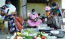 സമൂഹ അടുക്കളകളില്‍ അനധികൃതമായി പ്രവേശിക്കുന്നത് തടയാന്‍ നിര്‍ദേശം