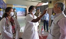 കൊവിഡ് 19: സംസ്ഥാനത്ത് ചികിത്സയിലുളളവരുടെ എണ്ണം 181 ആയി; തിരുവനന്തപുരത്തെ രോഗിയുടെനില ഗുരുതരം കൊവിഡ് 19: സംസ്ഥാനത്ത് ചികിത്സയിലുളളവരുടെ എണ്ണം 181 ആയി; തിരുവനന്തപുരത്തെ രോഗിയുടെനില ഗുരുതരം