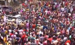 പായിപ്പാട് അതിഥി തൊഴിലാളികളെ ഇളക്കിവിട്ടതിന് പിന്നില് ബിജെപിയും കെട്ടിട ഉടമകളുമെന്ന് സൂചന പായിപ്പാട് അതിഥി തൊഴിലാളികളെ ഇളക്കിവിട്ടതിന് പിന്നില് ബിജെപിയും കെട്ടിട ഉടമകളുമെന്ന് സൂചന