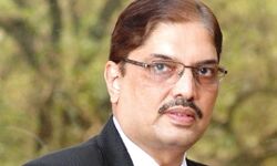 കോവിഡ് പ്രതിരോധ നടപടികളുടെ ഏകോപന ചുമതല ഡോ.വിശ്വാസ് മേത്തയ്ക്ക് കോവിഡ് പ്രതിരോധ നടപടികളുടെ ഏകോപന ചുമതല ഡോ.വിശ്വാസ് മേത്തയ്ക്ക്